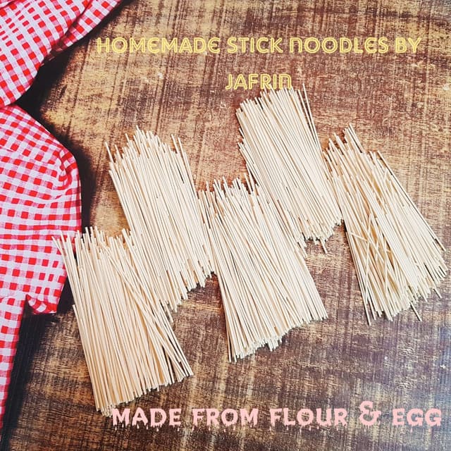 ময়দা ও ওমেগা থ্রি ডিমের স্টিক নুডুলস
